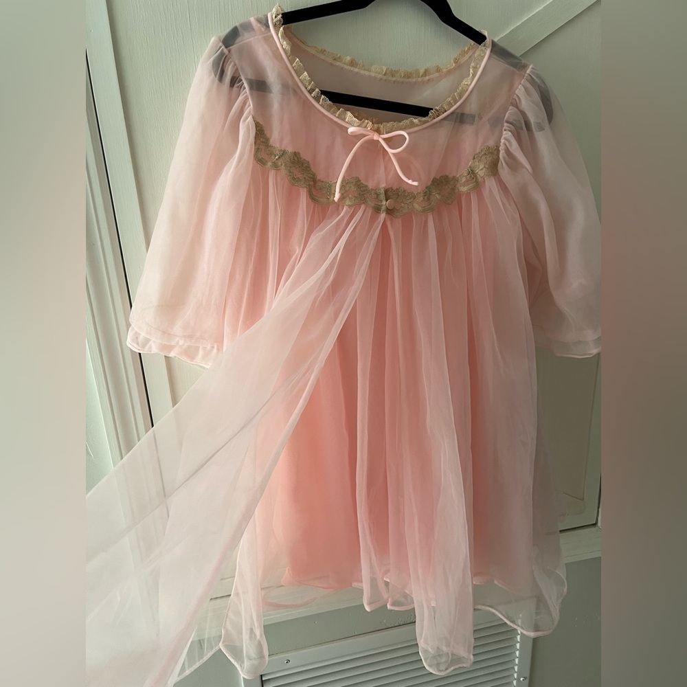 Lisette Designed By Al Sterling Peignor Set
Circa 1960s